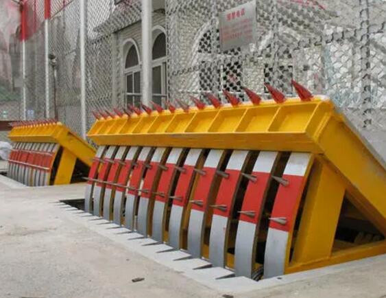 路障機(jī)